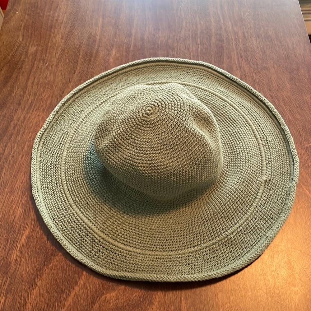 Perfect travel sun hat!